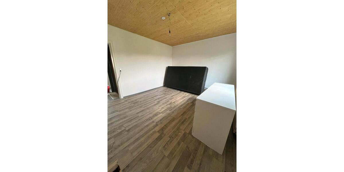 Maisonettenwohnung Oberthulba - 5 Zimmer, 100 m&sup2;, 750&euro; | Angebot:25319218
