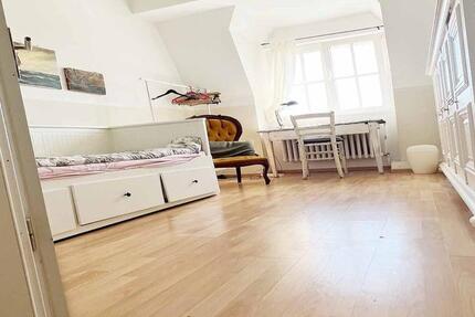 Wohnen auf Zeit Düsseldorf Stadtbezirk 3 - 12 Zimmer, 400 m&sup2;, 550&euro; | Angebot:25875316