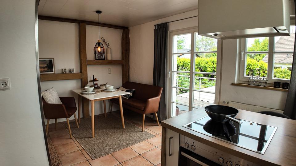 Wohnen auf Zeit Nümbrecht - 2 Zimmer, 65 m&sup2;, 450&euro; | Angebot:23567501