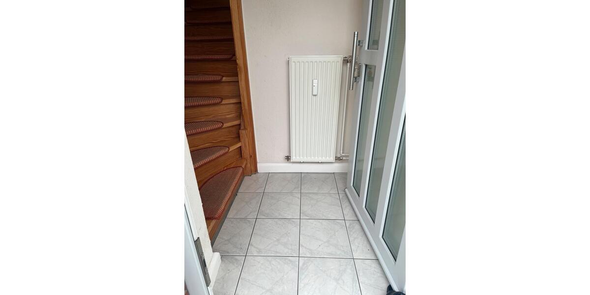 Dachgeschoßwohnung Struxdorf - 3 Zimmer, 74 m&sup2;, 820&euro; | Angebot:26050951