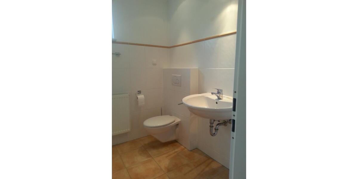 Erdgeschoßwohnung Hösbach - 3 Zimmer, 82 m&sup2;, 820&euro; | Angebot:25655342