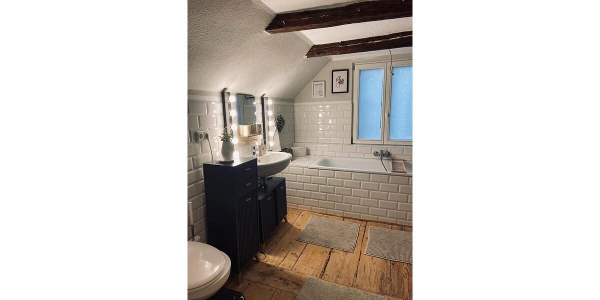 Dachgeschoßwohnung Lüneburg - 1.5 Zimmer, 20 m&sup2;, 850&euro; | Angebot:26566013