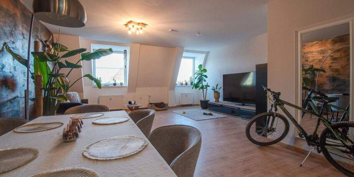 Etagenwohnung Kitzingen - 2 Zimmer, 96 m&sup2;, 850&euro; | Angebot:25705691