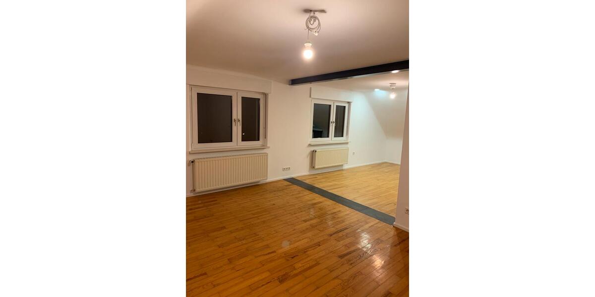 Dachgeschoßwohnung Lebach - 2 Zimmer, 63 m&sup2;, 550&euro; | Angebot:25975905