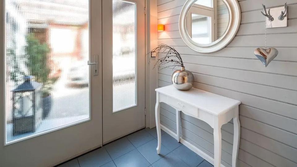 Wohnen auf Zeit Taunusstein - 2 Zimmer, 103 m&sup2;, 1.950&euro; | Angebot:26221184