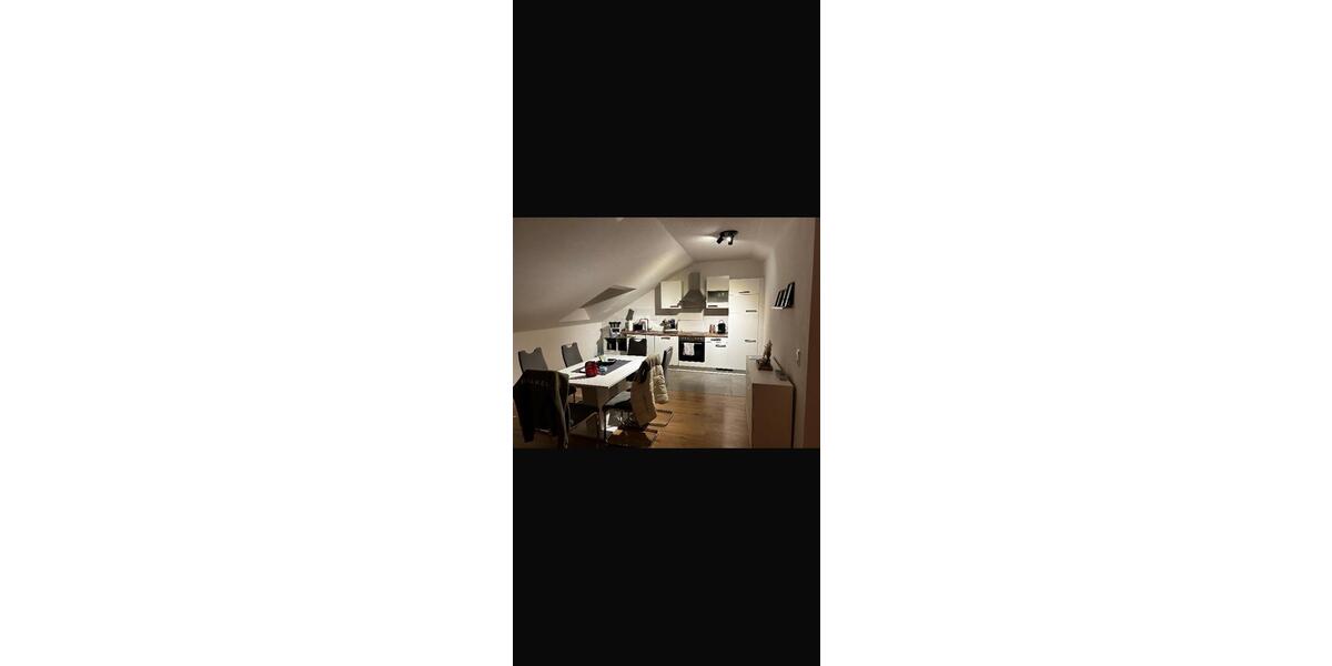 Dachgeschoßwohnung Gärtringen - 2 Zimmer, 67 m&sup2;, 1.200&euro; | Angebot:26407636