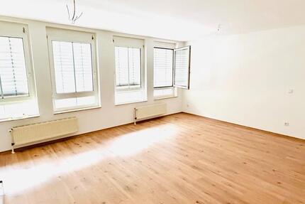 Wohnung Hennigsdorf - 1 Zimmer, 36 m&sup2;, 750&euro; | Angebot:26476242