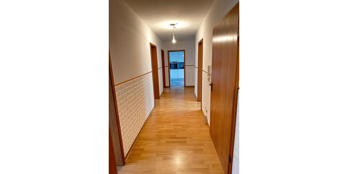Etagenwohnung Pohlheim - 3 Zimmer, 91 m&sup2;, 795&euro; | Angebot:24510178