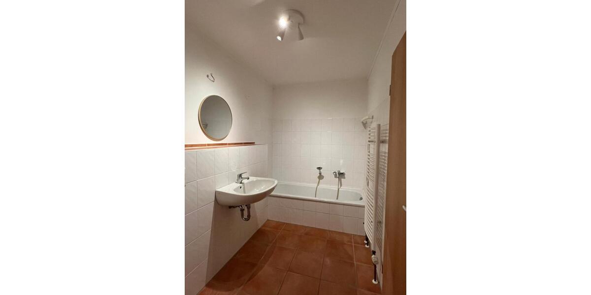 Wohnen auf Zeit Hamburg Altona - 1 Zimmer, 16 m&sup2;, 690&euro; | Angebot:26583823