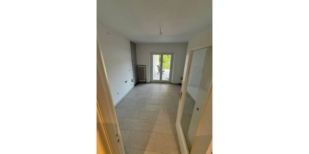 Etagenwohnung Weil am Rhein - 5 Zimmer, 141 m&sup2;, 1.850&euro; | Angebot:25837678