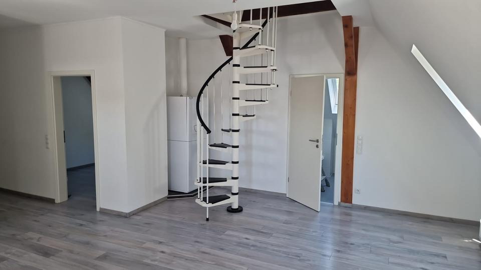 Dachgeschoßwohnung Zweibrücken - 1 Zimmer, 68 m&sup2;, 700&euro; | Angebot:26137465