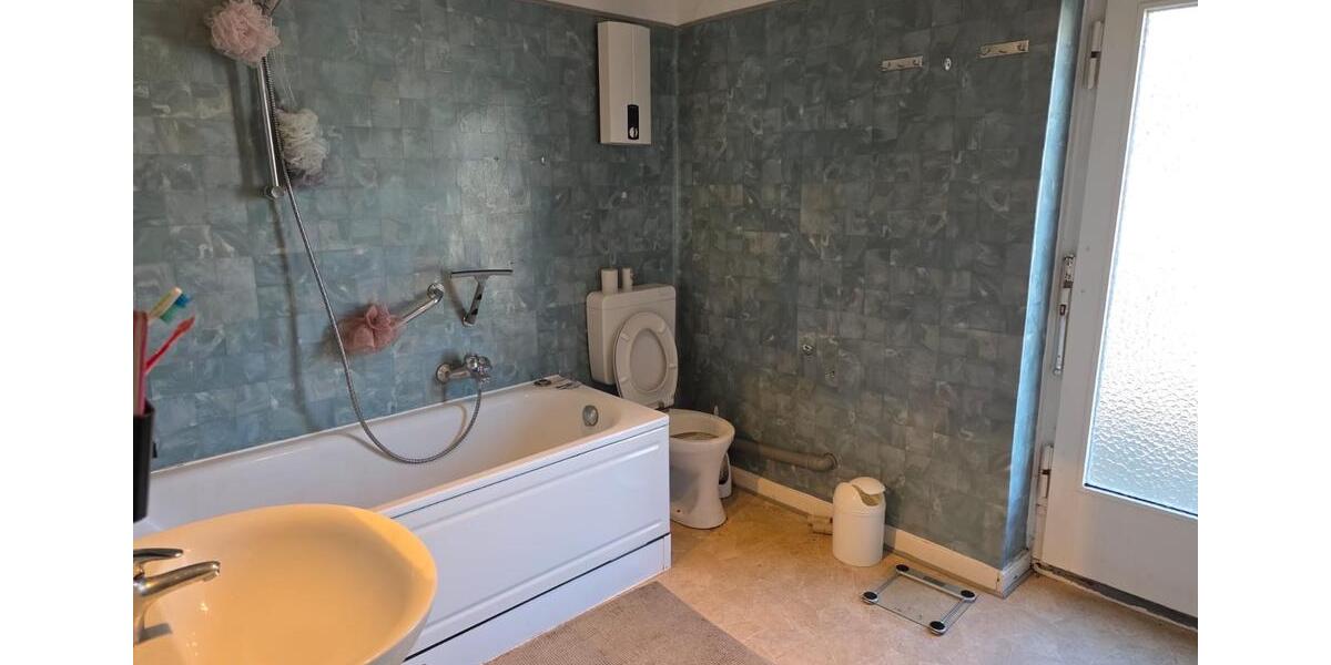 Wohnen auf Zeit Netphen - 1 Zimmer, 19 m&sup2;, 330&euro; | Angebot:25922901