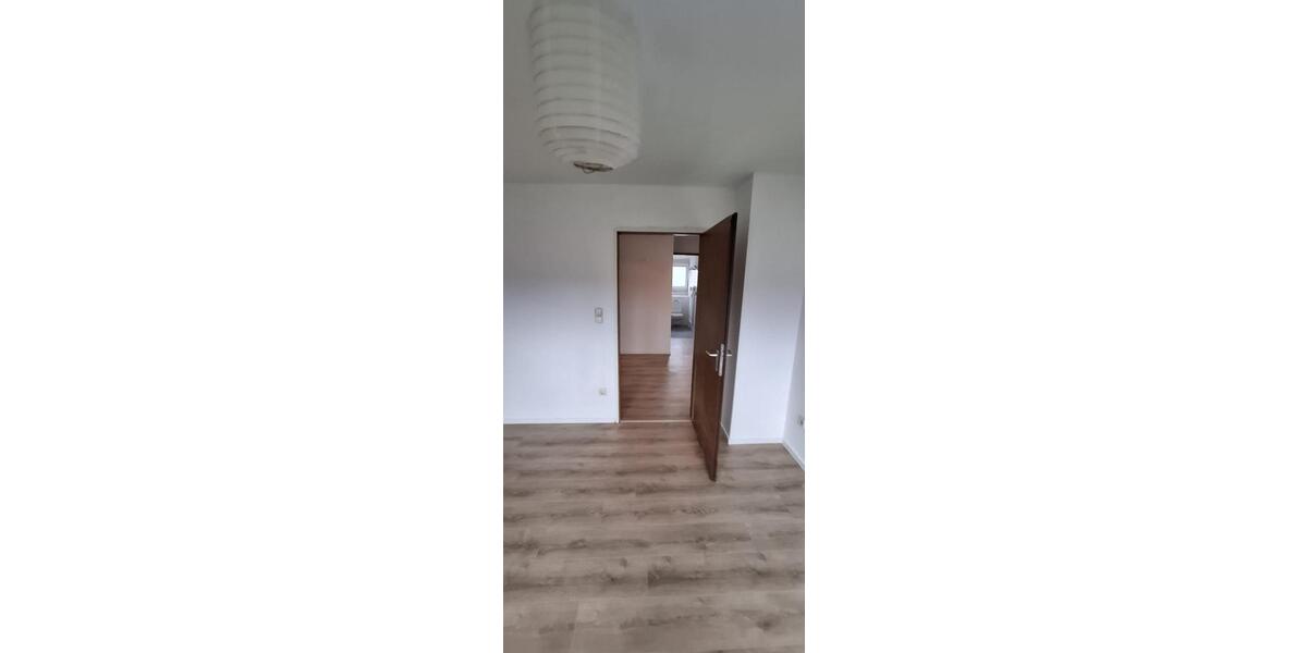 Dachgeschoßwohnung Schwaig Bei Nürnberg - 2 Zimmer, 65 m&sup2;, 690&euro; | Angebot:25711946