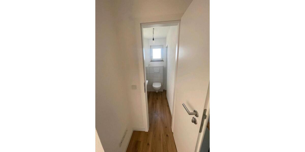 Etagenwohnung Wetzlar - 4 Zimmer, 100 m&sup2;, 1.200&euro; | Angebot:26073195