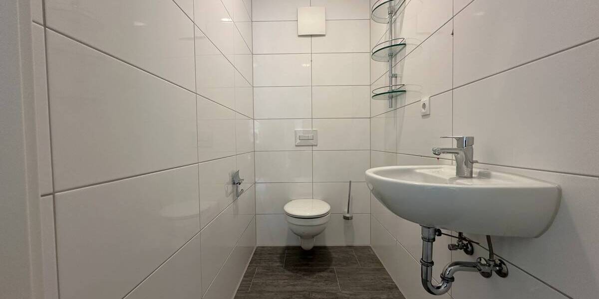 Etagenwohnung Bremerhaven Geestemünde - 3 Zimmer, 99 m&sup2;, 1.250&euro; | Angebot:25815628