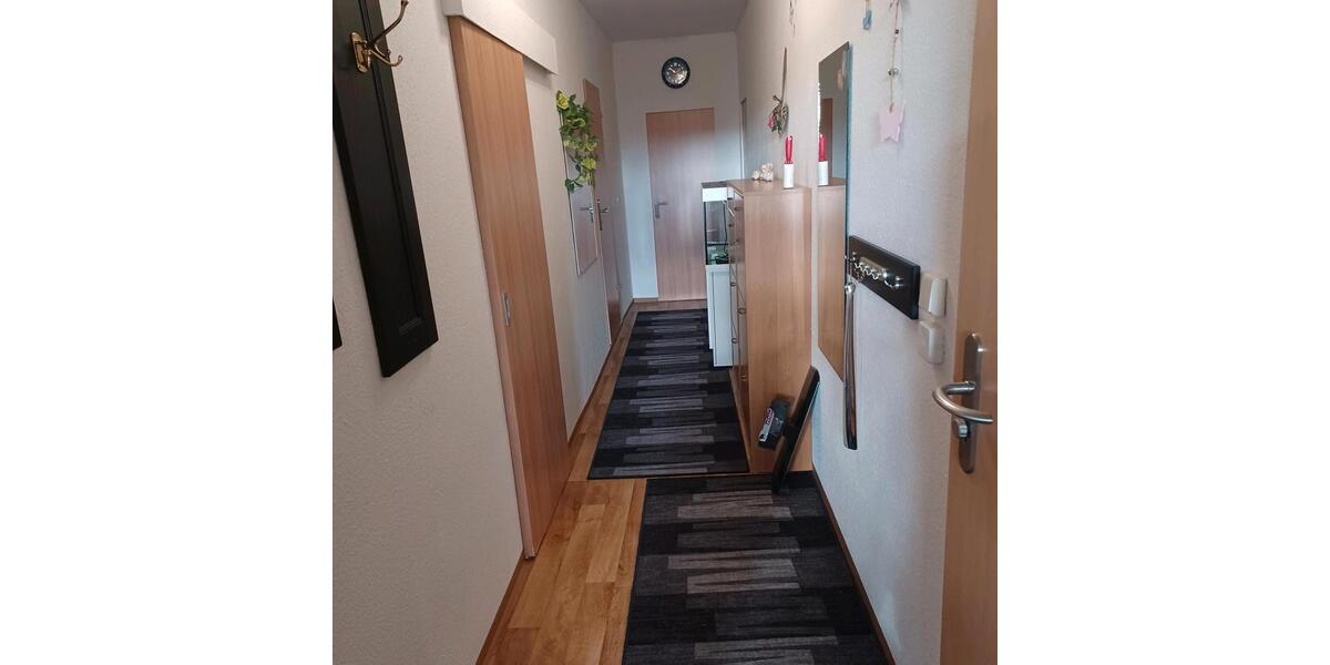 Etagenwohnung Gerstungen - 2 Zimmer, 62 m&sup2;, 2.500&euro; | Angebot:24606099