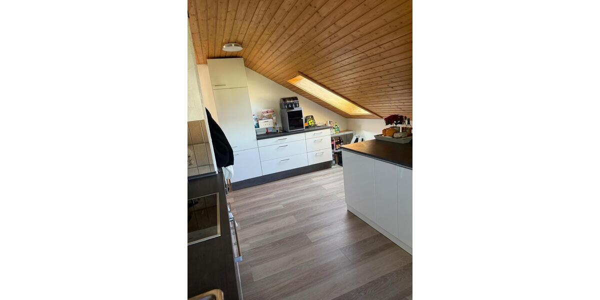 Dachgeschoßwohnung Rosenfeld - 2 Zimmer, 71 m&sup2;, 750&euro; | Angebot:26463446
