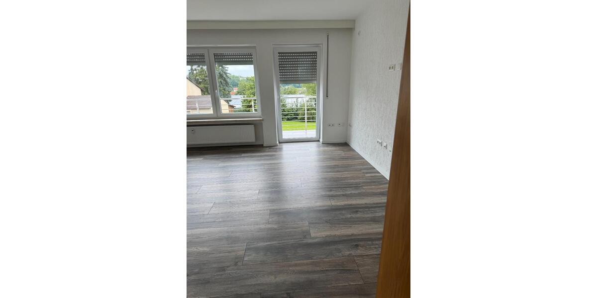 Etagenwohnung Simbach - 4 Zimmer, 100 m&sup2;, 850&euro; | Angebot:26021054