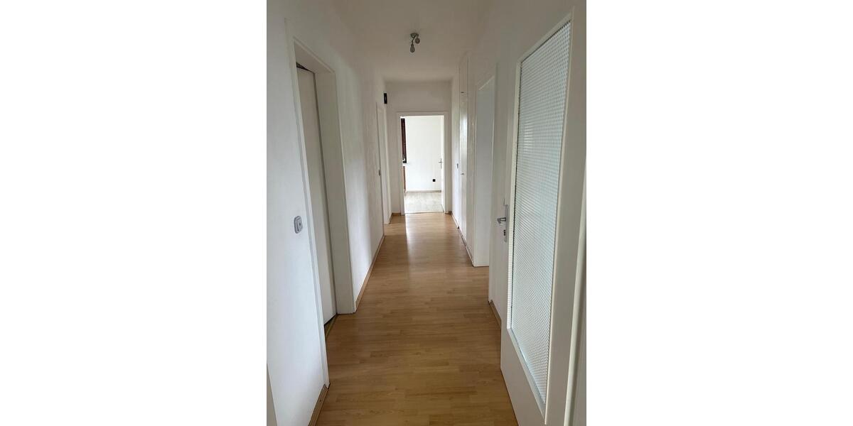 Etagenwohnung Enger - 3 Zimmer, 80 m&sup2;, 650&euro; | Angebot:26478122