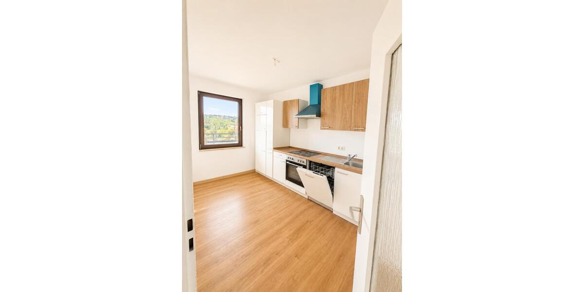 Etagenwohnung Würzburg Heuchelhof - 3 Zimmer, 81 m&sup2;, 1.130&euro; | Angebot:26619266