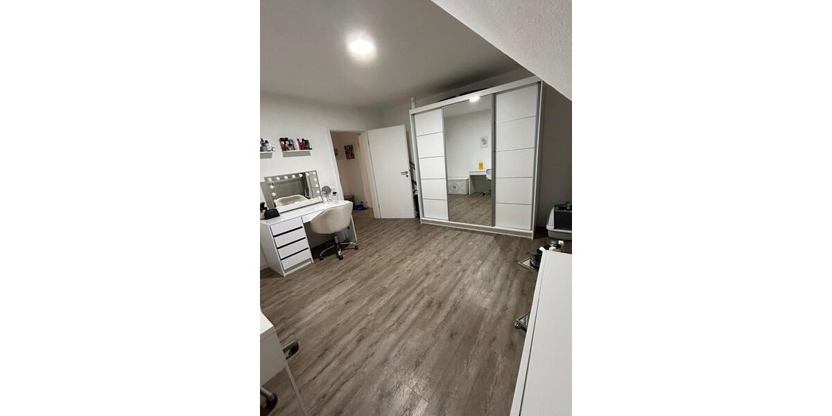 Etagenwohnung Aachen Aachen-Mitte - 3 Zimmer, 80 m&sup2;, 750&euro; | Angebot:26235820