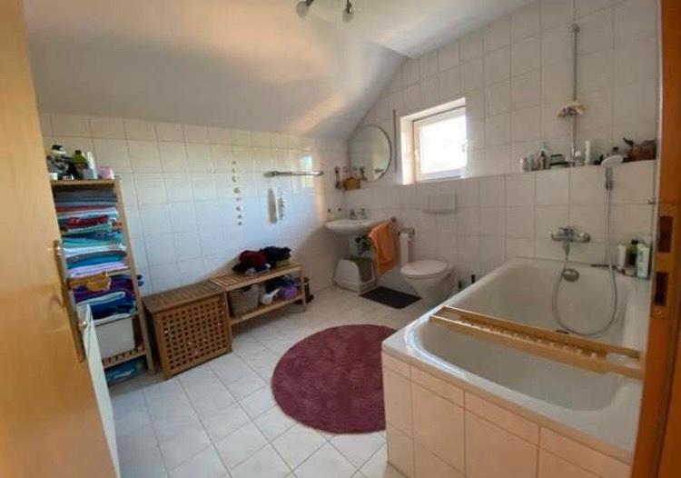 Maisonettenwohnung Königsbrunn - 3 Zimmer, 100 m&sup2;, 1.290&euro; | Angebot:26042071