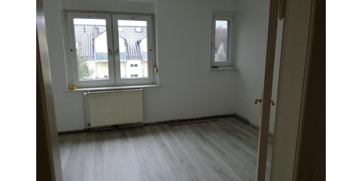 Etagenwohnung Jüterbog - 4 Zimmer, 100 m&sup2;, 900&euro; | Angebot:26144510