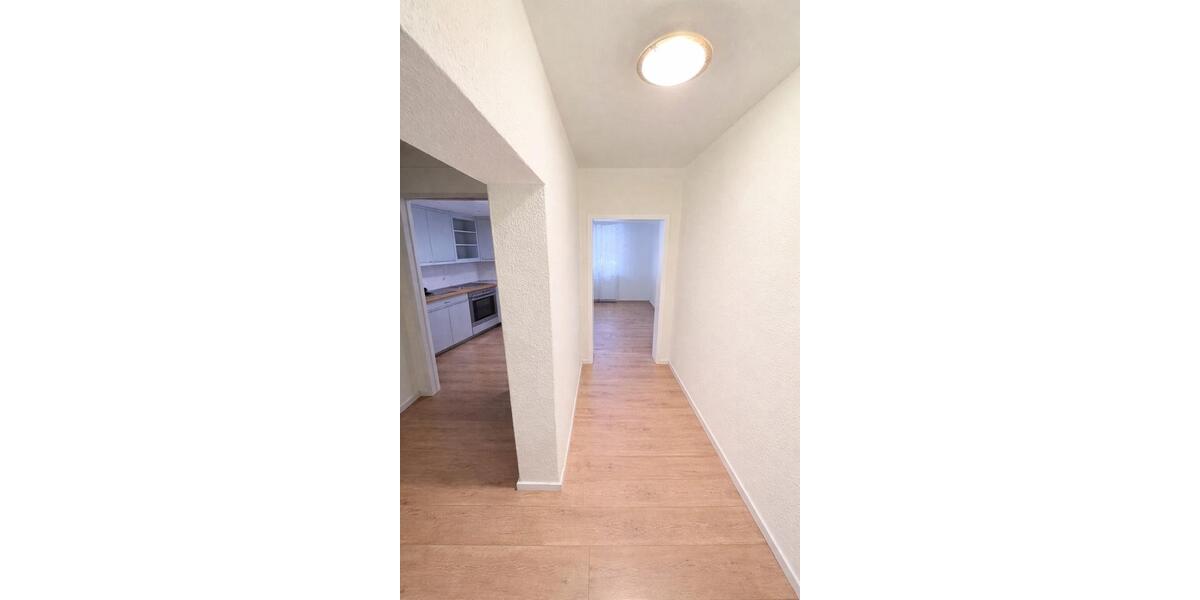 Erdgeschoßwohnung Lage - 2 Zimmer, 51 m&sup2;, 480&euro; | Angebot:25978312