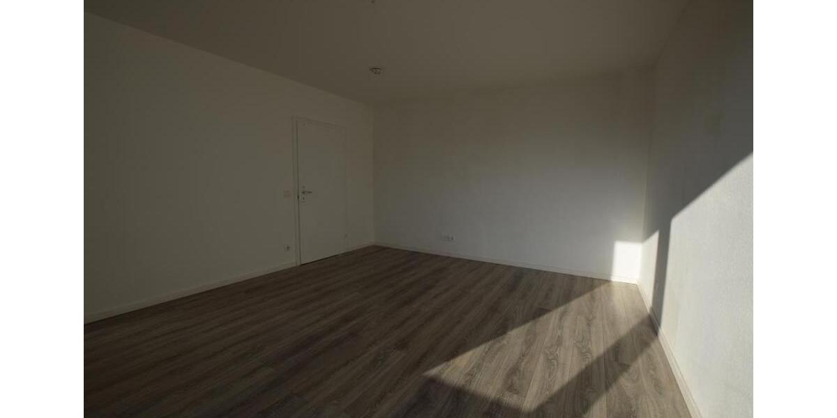 Erdgeschoßwohnung Lübbecke - 3 Zimmer, 82 m&sup2;, 599&euro; | Angebot:24632684