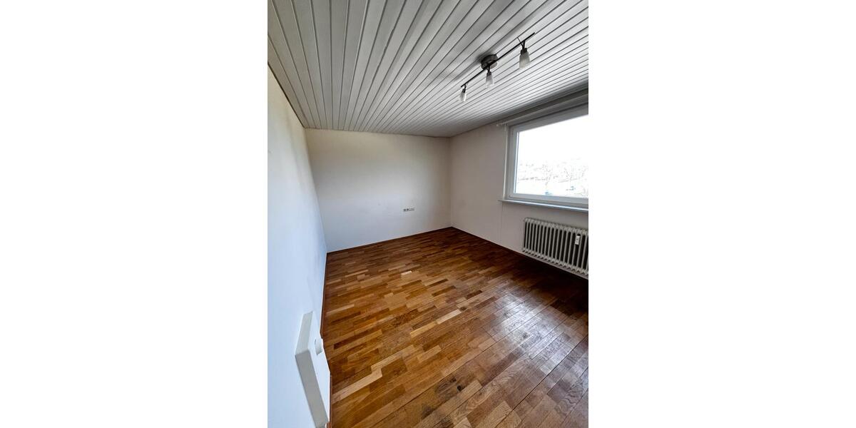 Etagenwohnung Berg - 1 Zimmer, 14 m&sup2;, 395&euro; | Angebot:25964395