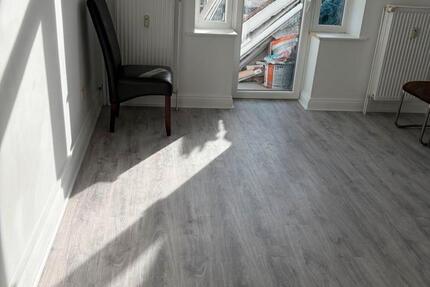 Wohnen auf Zeit Lübeck Sankt Jürgen - 4 Zimmer, 108 m&sup2;, 400&euro; | Angebot:26637203