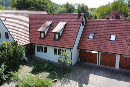 Haus Schwäbisch Hall - 7 Zimmer, 320 m&sup2;, 2.700&euro; | Angebot:27425774