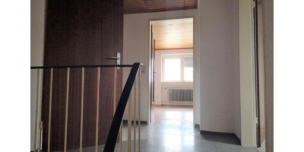 Sonnige Doppelhaushälfte in ruhiger Lage in Bollingen Dornstadt 7 zimmer