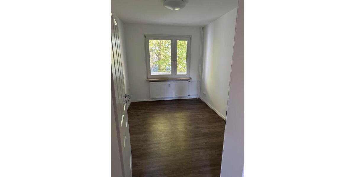 Etagenwohnung Duisburg Duisburg-Mitte - 4.5 Zimmer, 85 m&sup2;, 905&euro; | Angebot:26605395