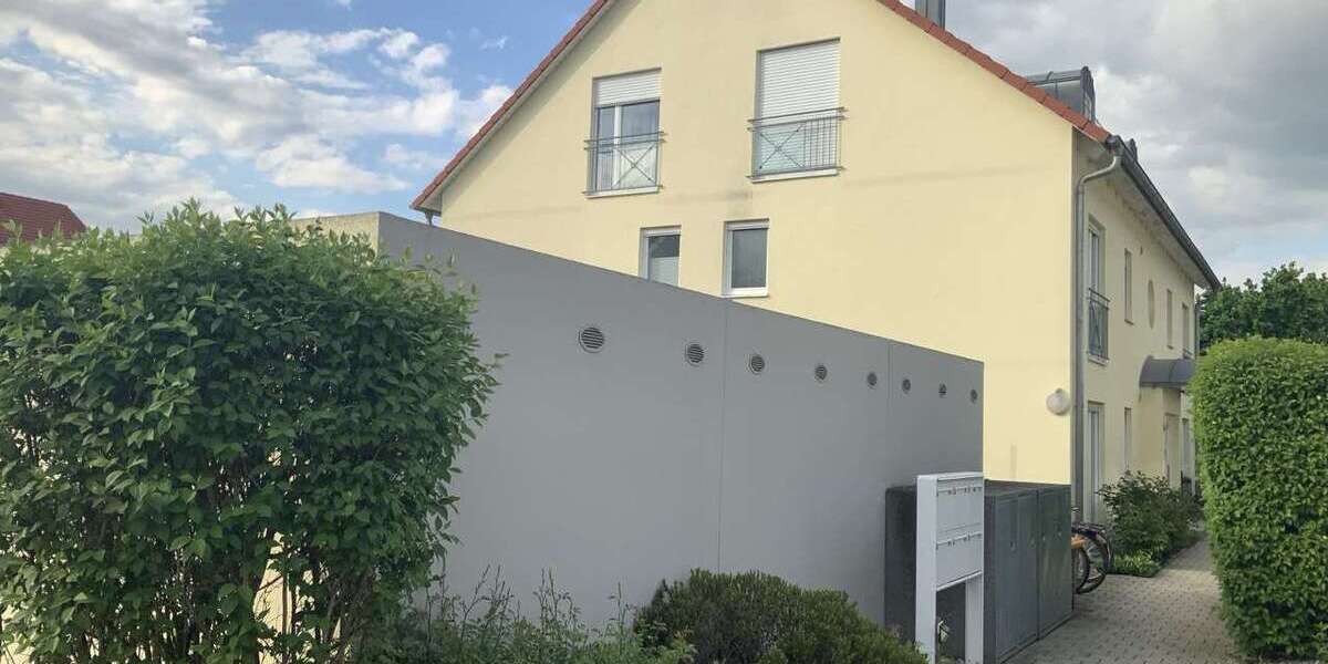 Etagenwohnung Ingolstadt Südost - 3 Zimmer, 75 m&sup2;, 990&euro; | Angebot:26994033
