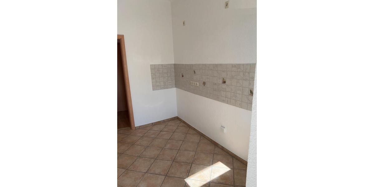 Erdgeschoßwohnung Zeitz - 3 Zimmer, 70 m&sup2;, 420&euro; | Angebot:26285236
