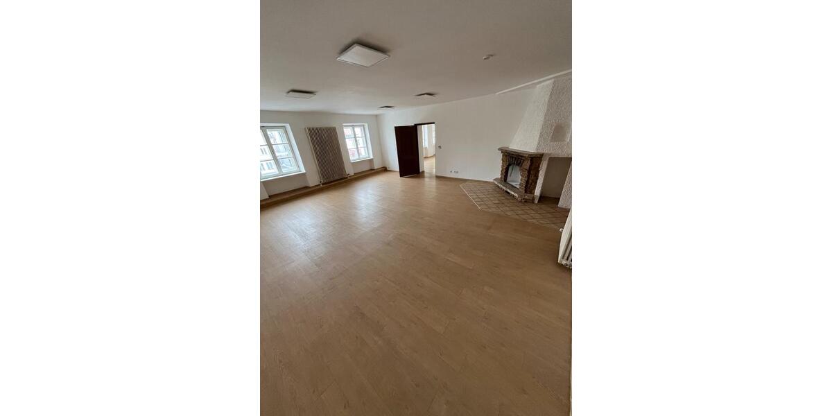 Etagenwohnung Hengersberg - 2 Zimmer, 85 m&sup2;, 580&euro; | Angebot:24770137