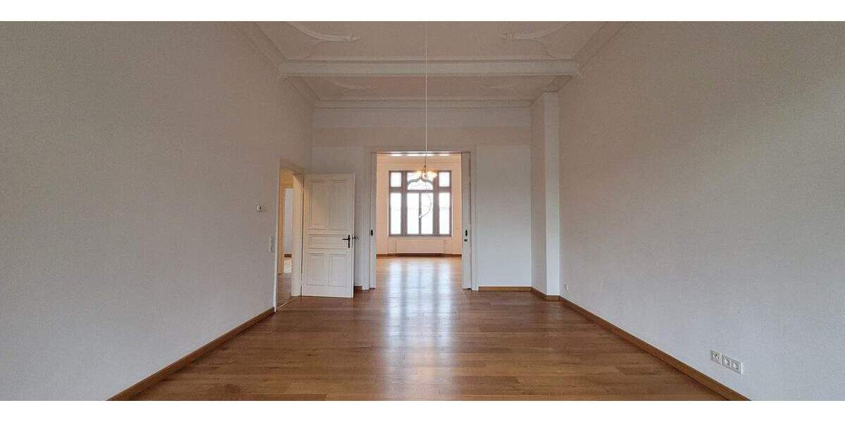 Etagenwohnung Trier Trier-Süd - 3 Zimmer, 145 m&sup2;, 1.880&euro; | Angebot:23852630
