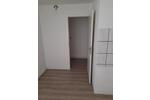 Biete schöne zwei Raum Wohnung