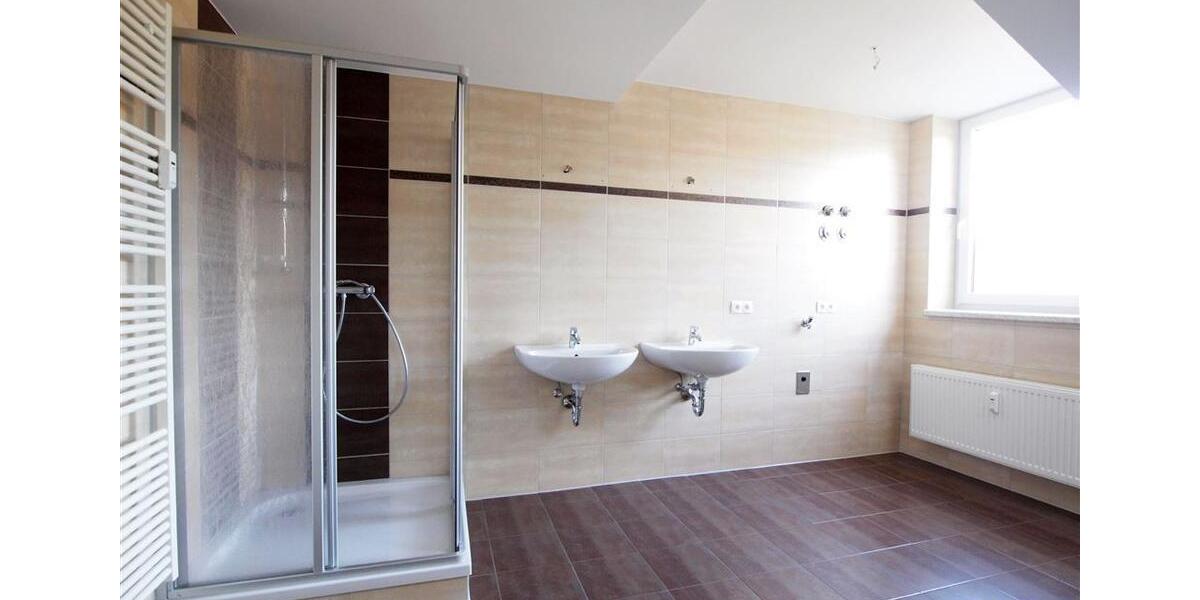 Dachgeschoßwohnung Mittweida - 2 Zimmer, 76 m&sup2;, 550&euro; | Angebot:24598526