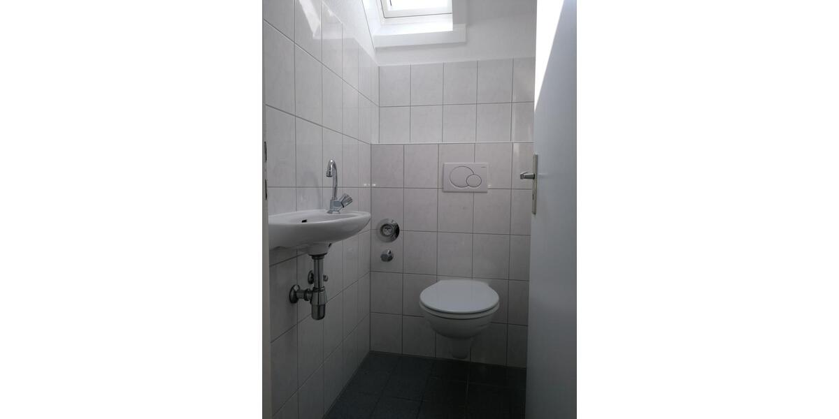 Dachgeschoßwohnung Wickede (Ruhr) - 3 Zimmer, 75 m&sup2;, 550&euro; | Angebot:26373562