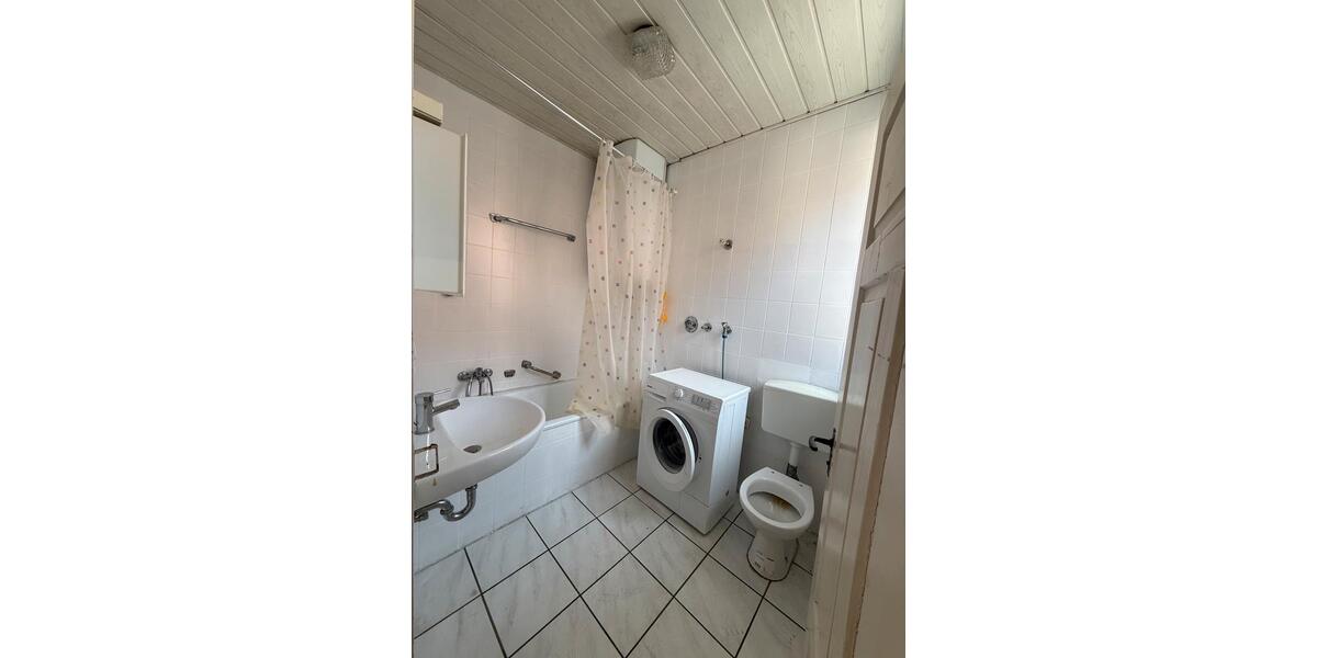 Wohnen auf Zeit Lauf an der Pegnitz - 4 Zimmer, 100 m&sup2;, 30&euro; | Angebot:25627722