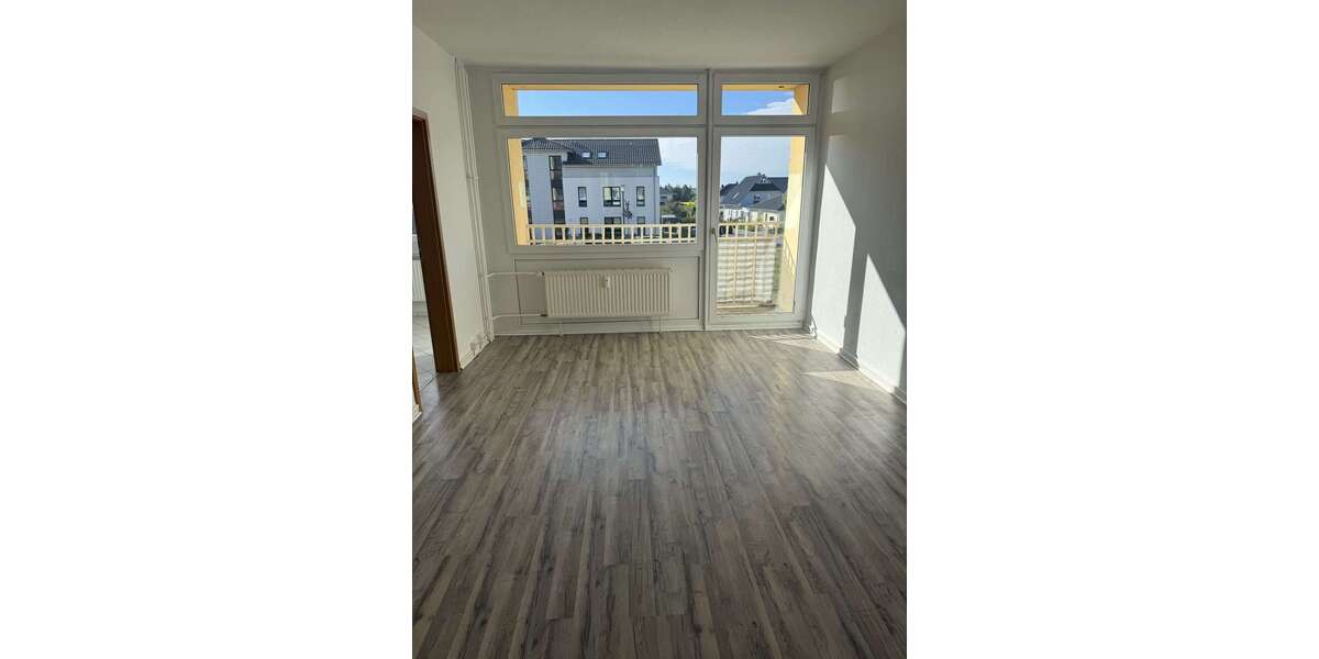 Etagenwohnung Güstrow Südstadt - 3 Zimmer, 58 m&sup2;, 436&euro; | Angebot:26548198