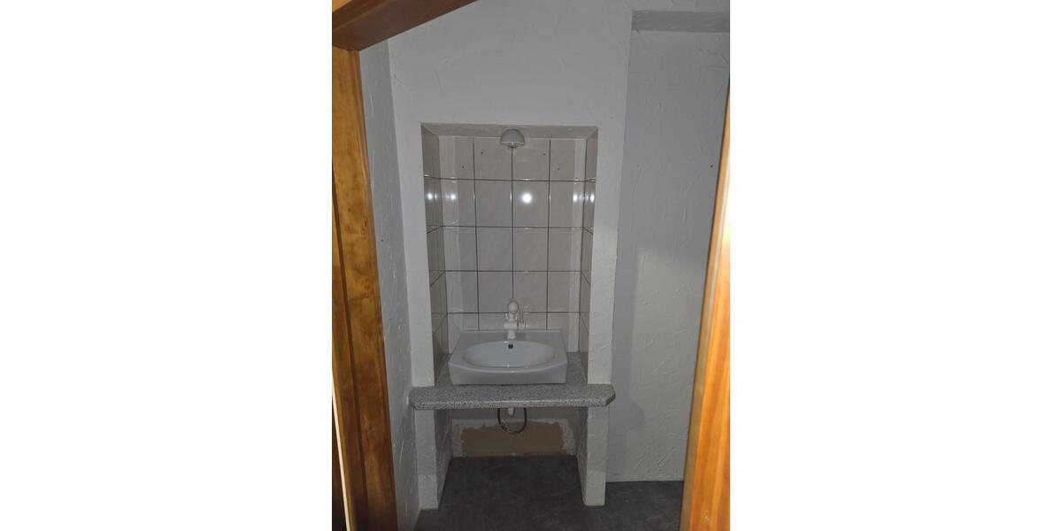 Erdgeschoßwohnung Menden (Sauerland) - 1.5 Zimmer, 33 m&sup2;, 250&euro; | Angebot:25171803