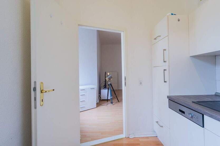 GERÄUMIGE 2-ZIMMER-WOHNUNG 2 zimmer