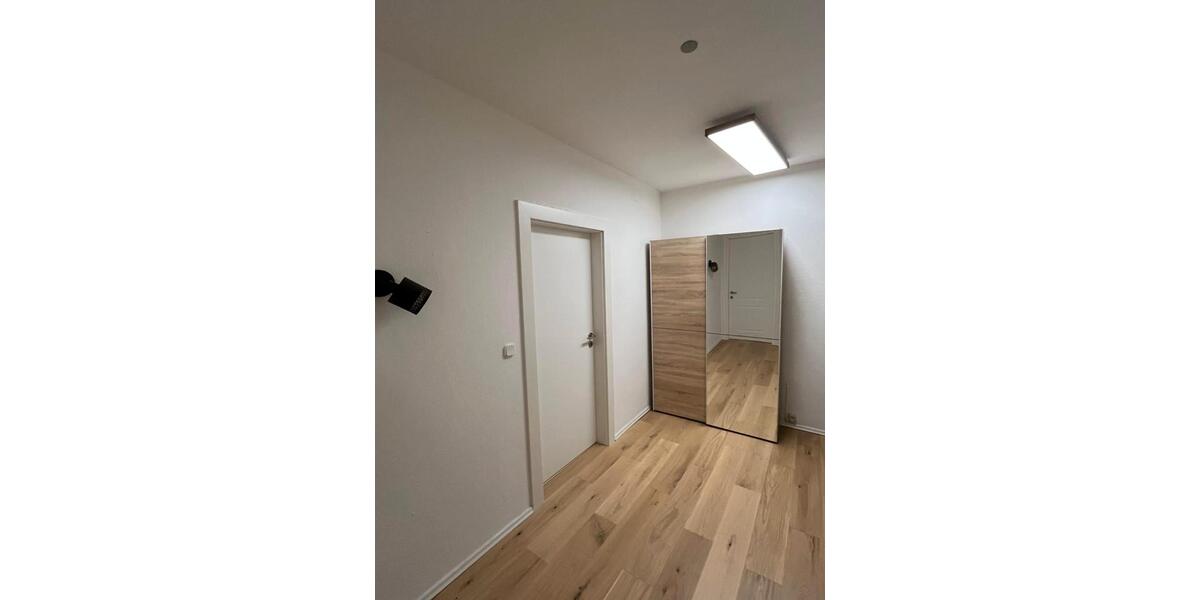 Wohnen auf Zeit Düsseldorf Stadtbezirk 3 - 1 Zimmer, 12 m&sup2;, 580&euro; | Angebot:26656271