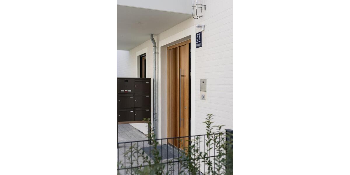 Einfamilienhaus München Trudering-Riem - 2.5 Zimmer, 125 m&sup2;, 3.650&euro; | Angebot:22924697