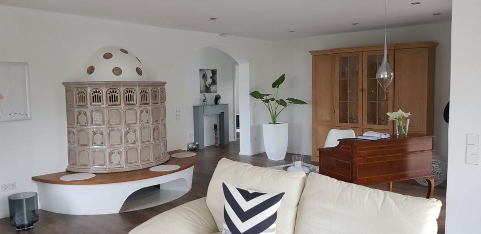 Einfamilienhaus Rosenberg - 5 Zimmer, 190 m&sup2;, 2.100&euro; | Angebot:25643745