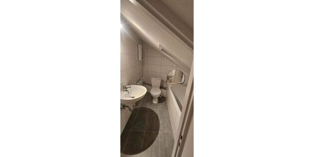 Dachgeschoßwohnung Aachen Aachen-Mitte - 4 Zimmer, 89 m&sup2;, 1.550&euro; | Angebot:24682925