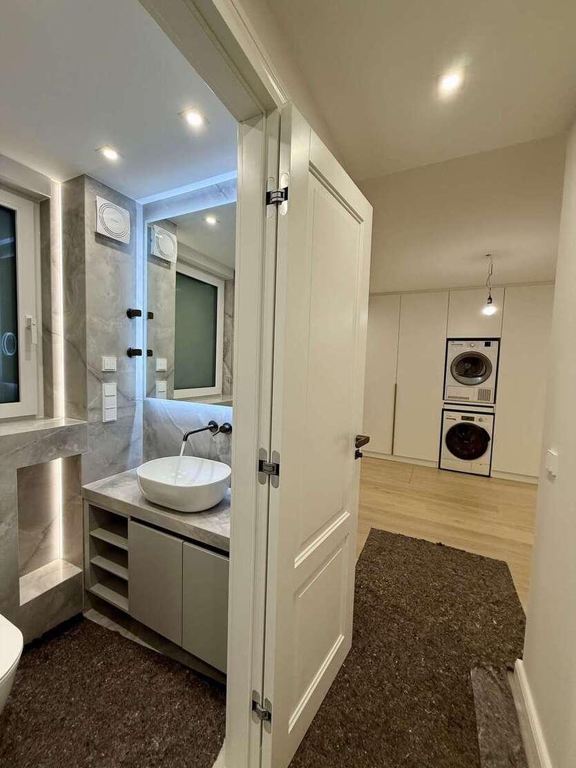 Haus zum Mieten in Berlin 5.800 € 210 m² 6 zimmer